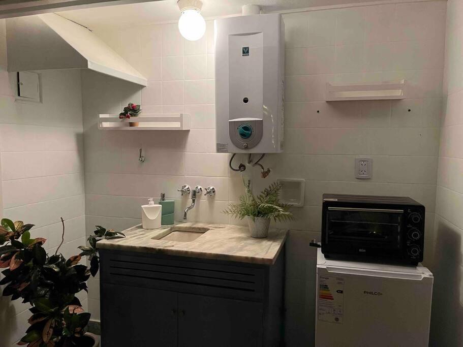 Apartamento Monoambiente Muy Luminoso 2 Cuadras Plaza De Mayo. Ciudad Autónoma de Buenos Aires